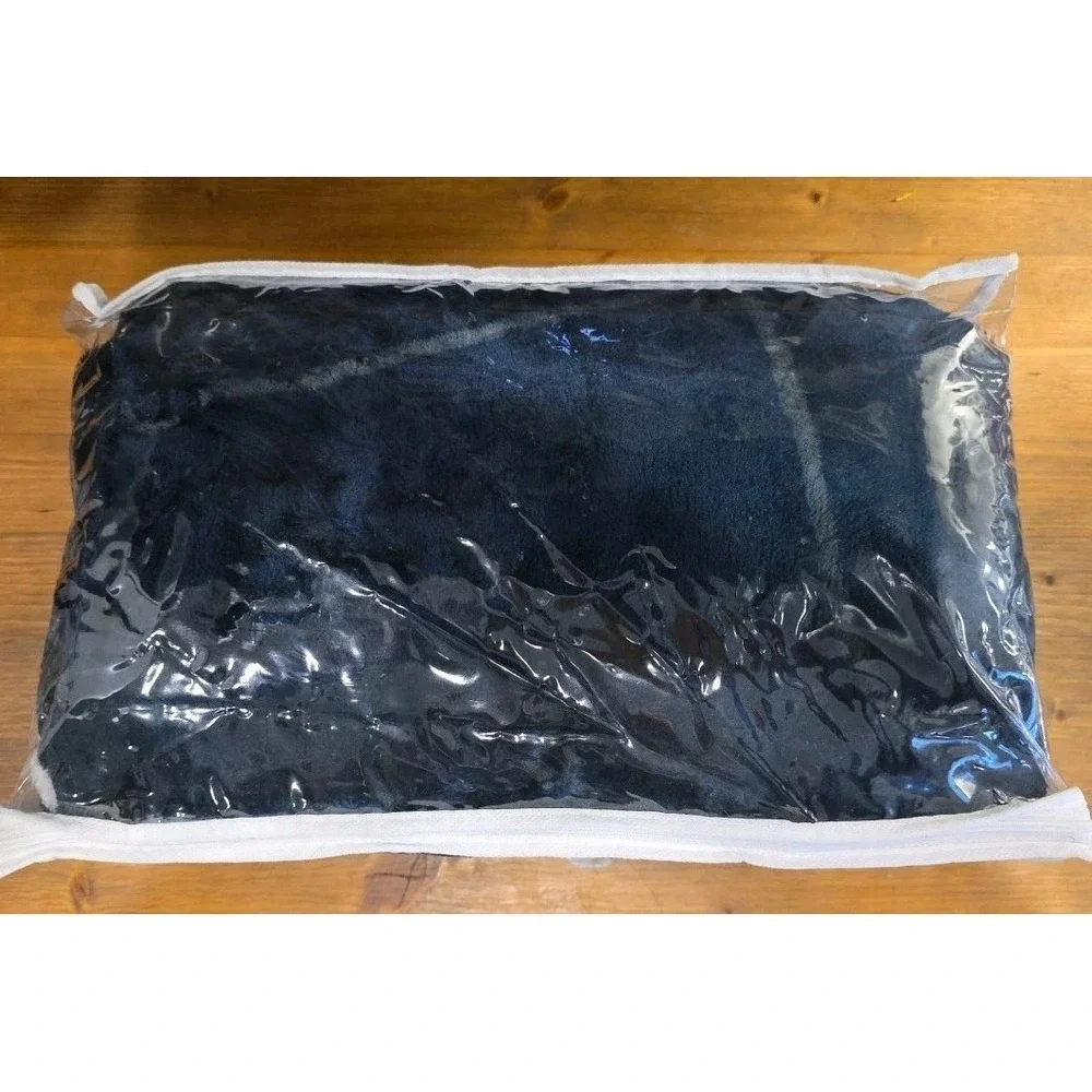 Chicago Bears Licensed Fleece Throw Blanket Football Southpaw 45'' X 60''  SOFT!